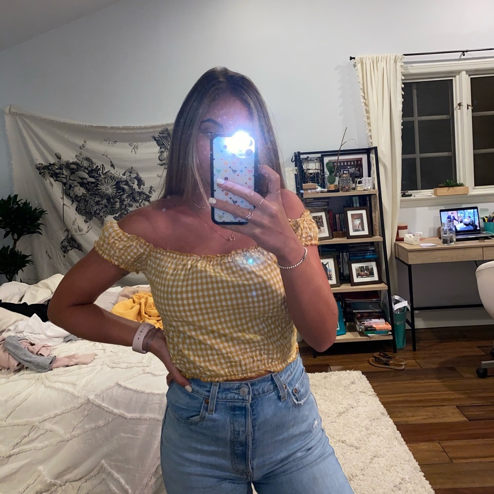 Brandy Melville Top